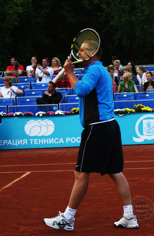Евгений Кафельников